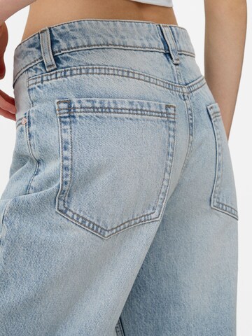 Loosefit Jeans di Bershka in blu