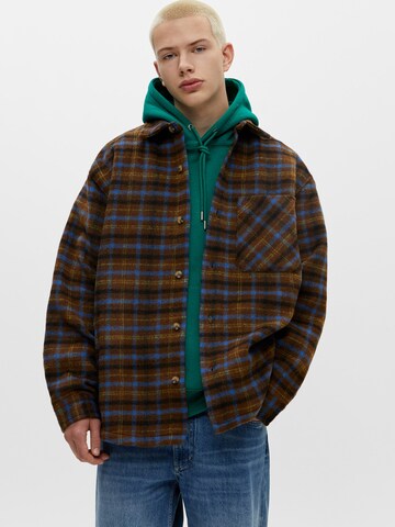 Pull&Bear Jacke in Braun: predná strana