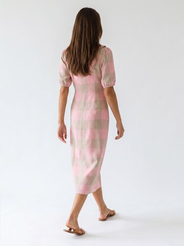 Introvertie VIENNA Summer dress in Pink