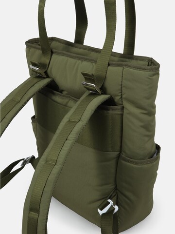 STUDIO BERLIN Handtasche 'KREUZBERG TRAVEL MATT' in Grün