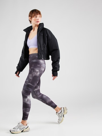NIKE Скинни Спортивные штаны 'One' в Черный
