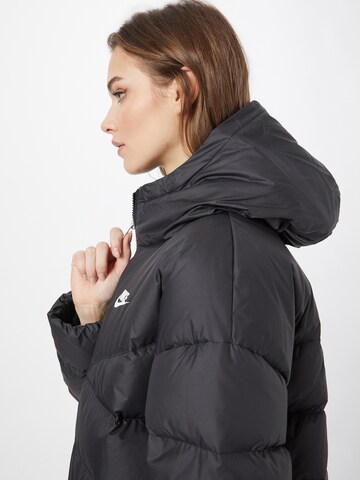 Nike Sportswear Зимно яке 'Essential' в черно