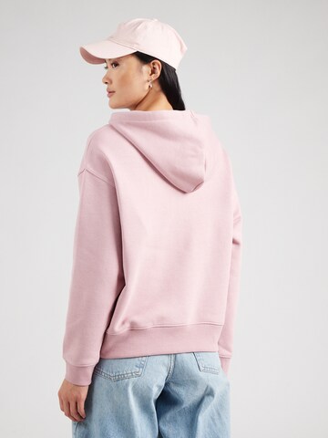 Lee Суичър в розово: отзад