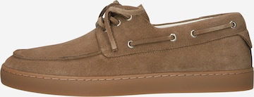 BLACKSTONE - Sapato Slip-on em castanho: frente