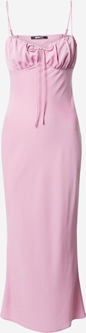 Gina Tricot Jurk in Roze: voorkant