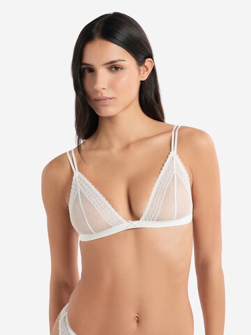 Triangolo Reggiseno 'Candide' di ETAM in beige: frontale