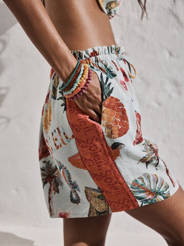 Regular Pantaloni de la Next pe alb
