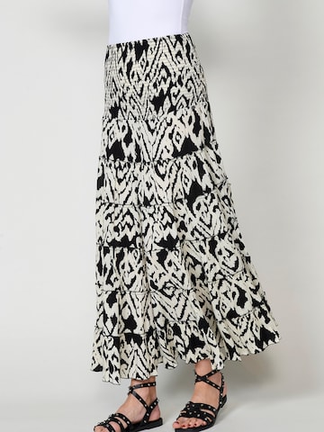 KOROSHI Skirt in Black: front