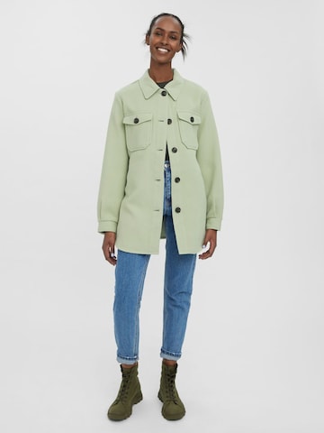 VERO MODA Between-Seasons Coat 'Cala' in Green