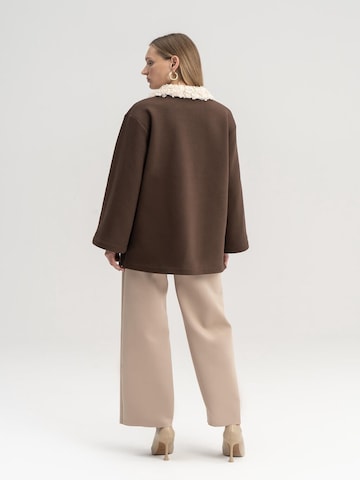 Touche Prive Sweatshirt in Bruin