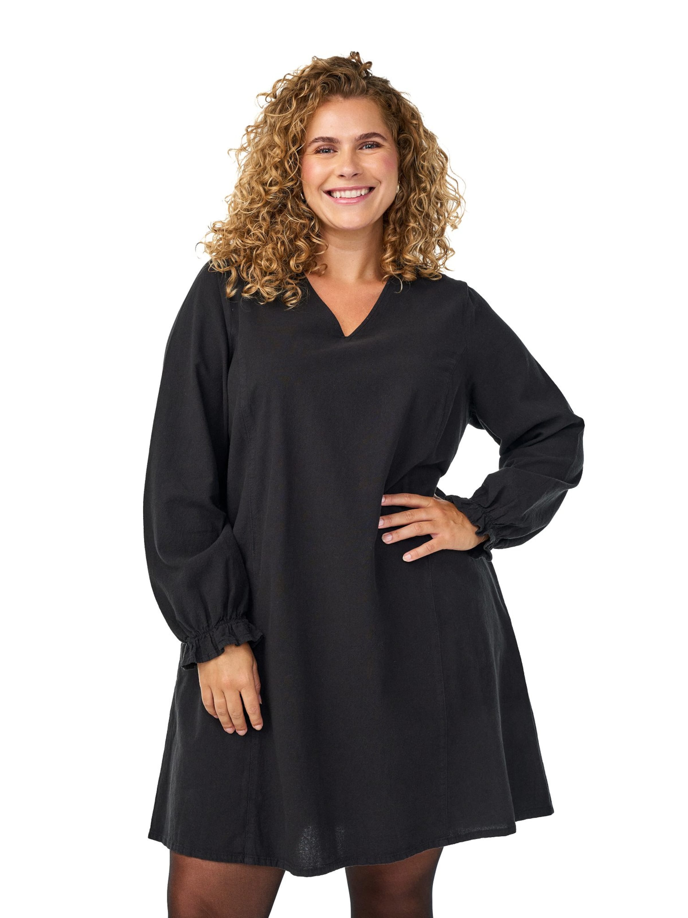 Zizzi Dress 'Jeasy' in Black: front