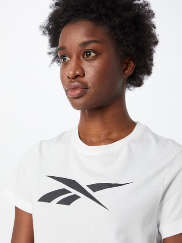 T-shirt fonctionnel Reebok en blanc