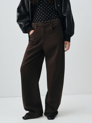 Largi Jeans 'DAVINA' de la MANGO pe maro: față