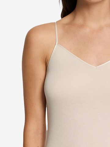 Hanro Undershirt 'Cotton Seamless' in Beige