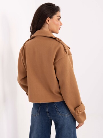 Madnezz House Übergangsjacke in Beige