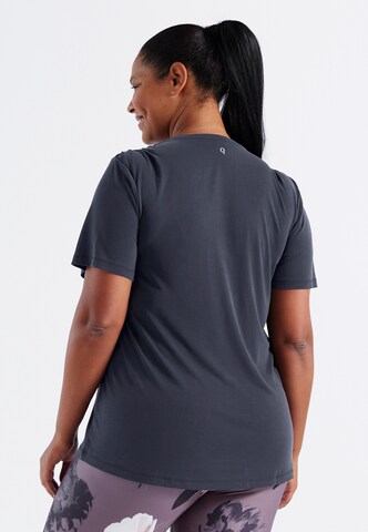 Q by Endurance Performance Shirt in Grey