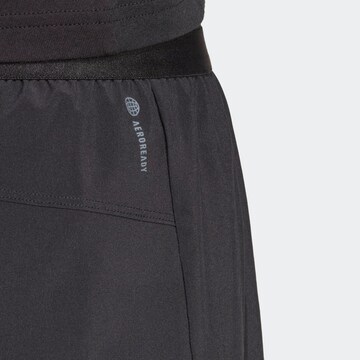 ADIDAS PERFORMANCE Loosefit Sportshorts 'Hyperglam Pacer' in Schwarz