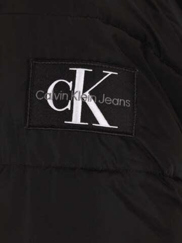 Calvin Klein Jeans Plus Zimní bunda – černá