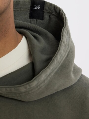 YSPT Studio Sweatshirt 'WILDWOOD' in Grün