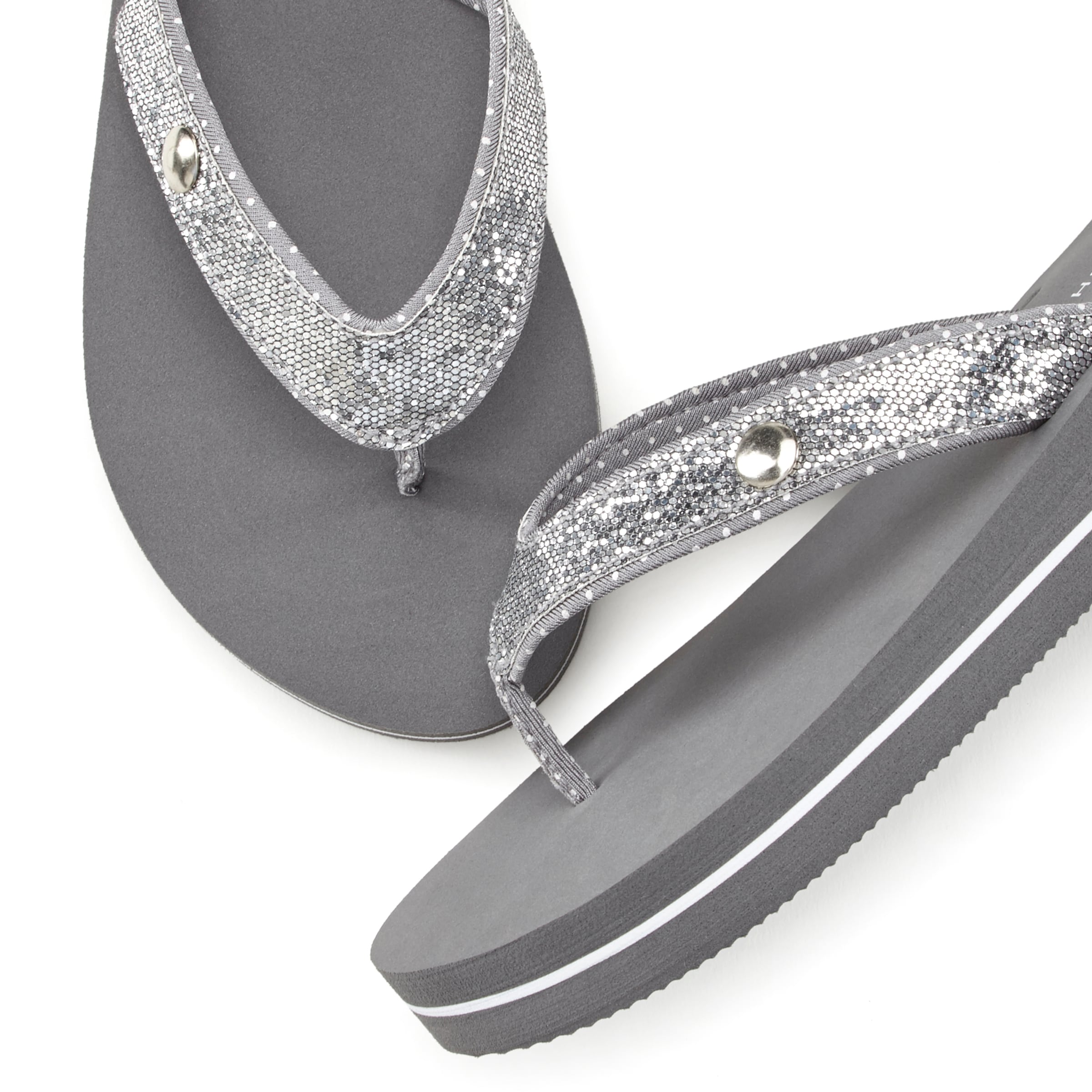 VENICE BEACH T-bar sandals in Silver