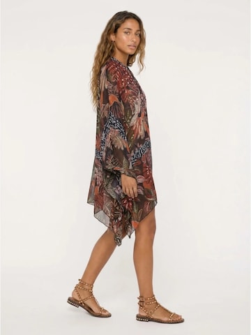Miss June - Vestido 'Caftan Court Ximena' em preto