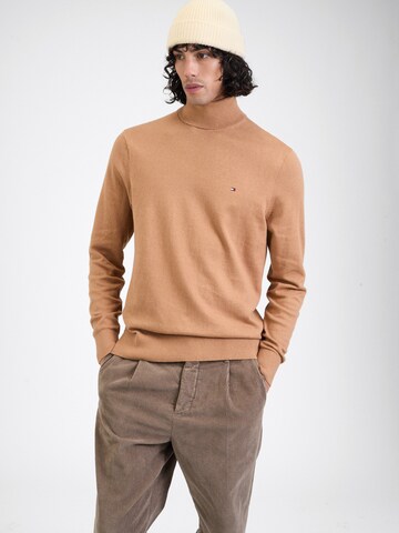 TOMMY HILFIGER Sweter w kolorze brązowy: przód