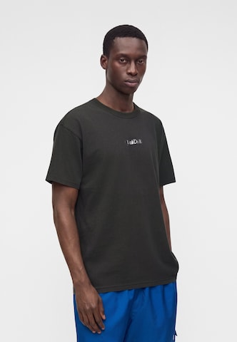 Nike Sportswear Tričko 'ESS' – šedá