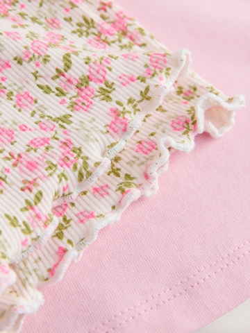 Next Set in Pink