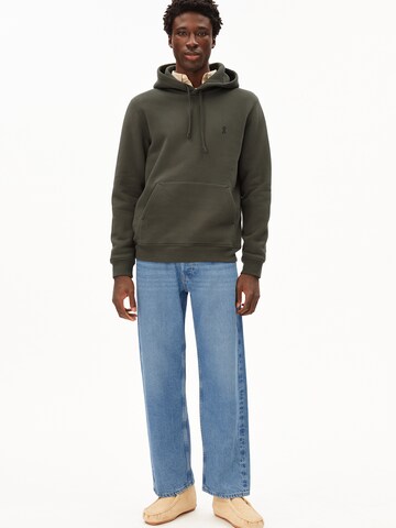 ARMEDANGELS Pullover PAARLO FLEECE HOODIE in Grün