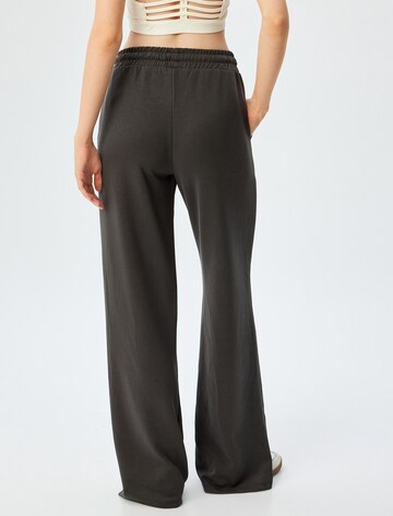 Koton Wide leg Trousers in Grey