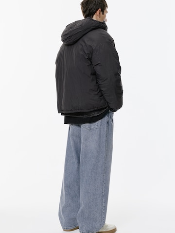 Veste d’hiver Pull&Bear en noir