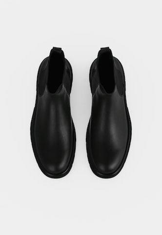 Karl Lagerfeld Chelsea-bootsit värissä musta