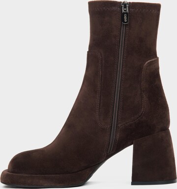 Ankle boots '53-731' di Estro in marrone: frontale