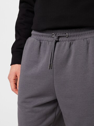 River Island Loosefit Shorts in Grau