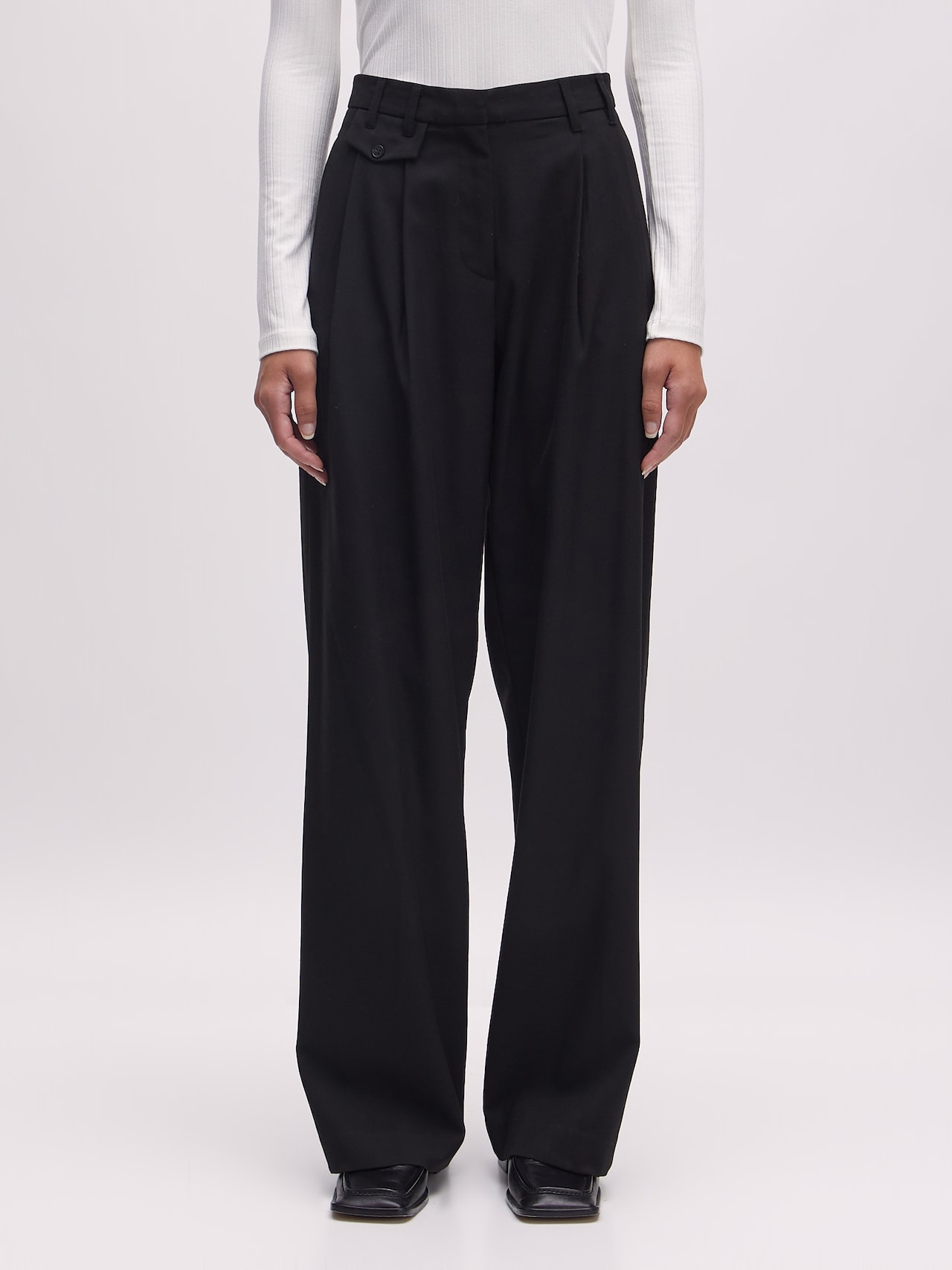 EDITED Producten Bandplooibroek 'Tima' Zwart