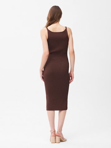 adl Dress in Brown