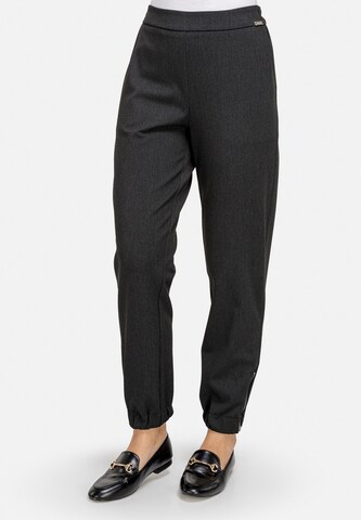 HELMIDGE Slim fit Pants in Grey: front