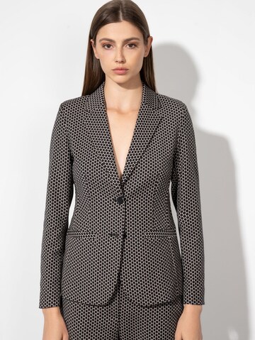 MORE & MORE Blazer in Black: front