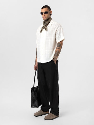 Coupe regular Chemise 'Justin' Dandalo en beige