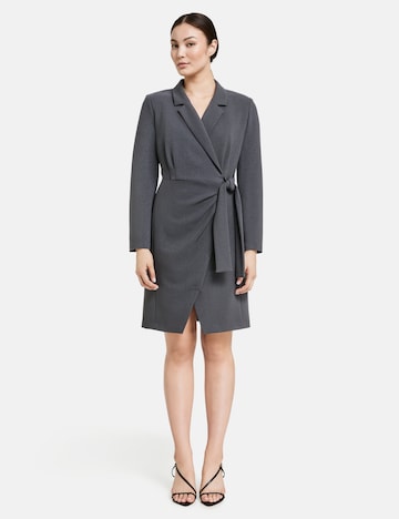 TAIFUN Kleid in Grau