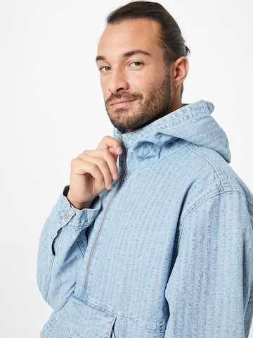 LEVI'S ® Overgangsjakke 'Sutro Anorak Jacket' i blå