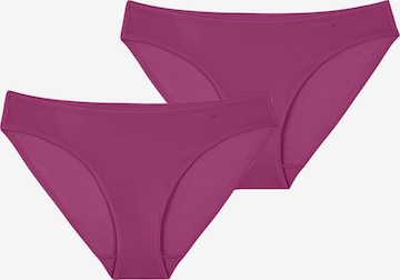 TRIUMPH Slip ' Body Make-Up Essentials ' in Rood: voorkant