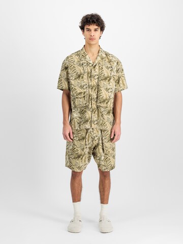 ALPHA INDUSTRIES Обычный Штаны 'Honolulu' в Зеленый