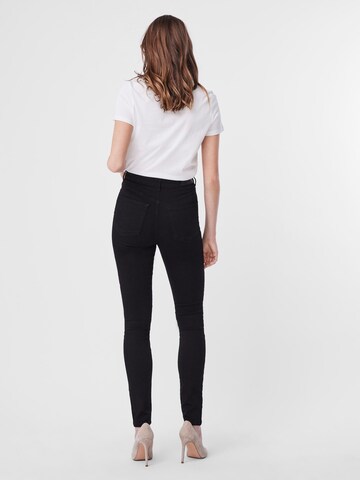 VERO MODA Skinny Farmer 'Sandra' - fekete