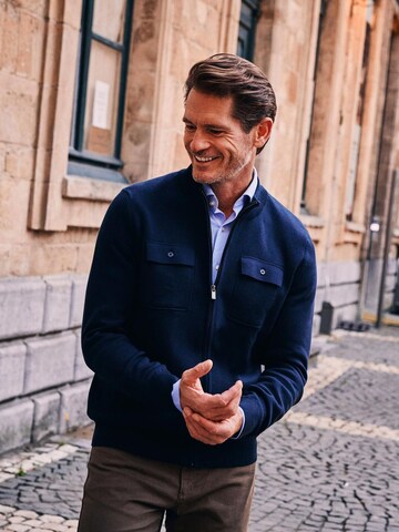 Vestes en maille Suitable en bleu