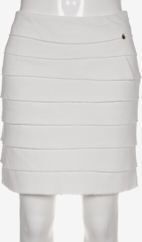 RINASCIMENTO Skirt in L in White: front