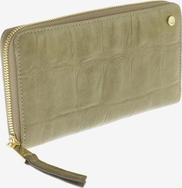 ABRO Small Leather Goods in One size in Green: front