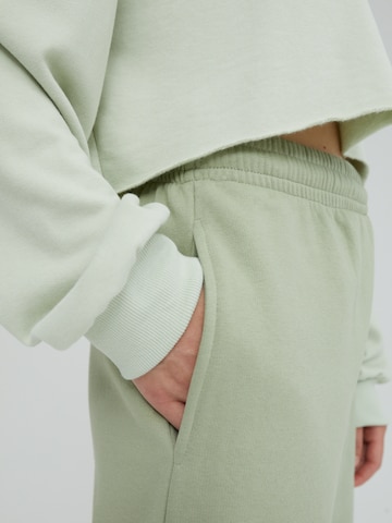 EDITED Tapered Broek 'Riley' in Groen