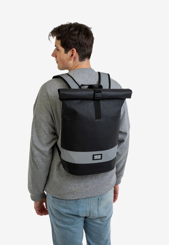 Rucsac 'Everyday Rolltop Bike' de la OAK25 pe negru: față