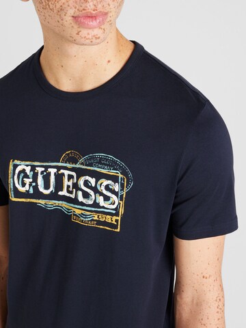 GUESS T-Shirt in Blau